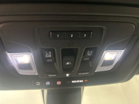 Used 2019 GMC Sierra 1500 AT4 w/ AT4 Premium Package image 17