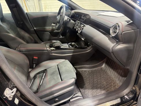 Used 2023 Mercedes-Benz CLA 250 CLA 250 image 24