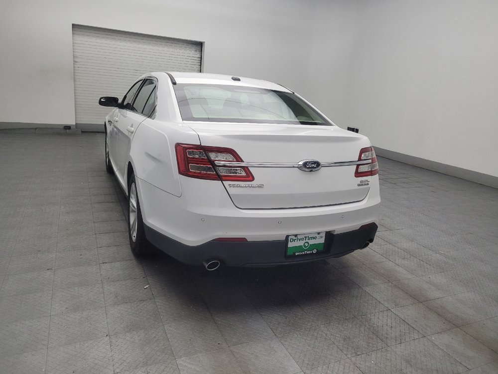 Used 2018 Ford Taurus SEL w/ Equipment Group 201A FWD image 5