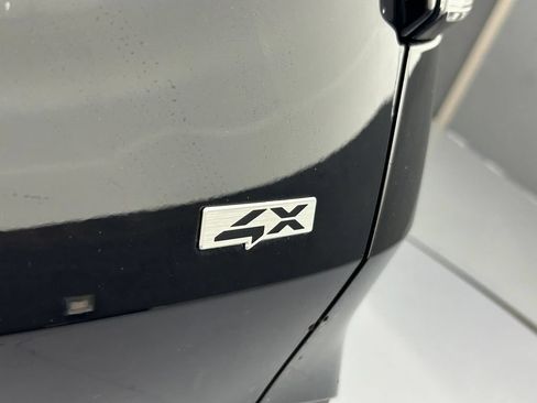 Used 2024 Kia Sportage EX AWD/4WD image 37