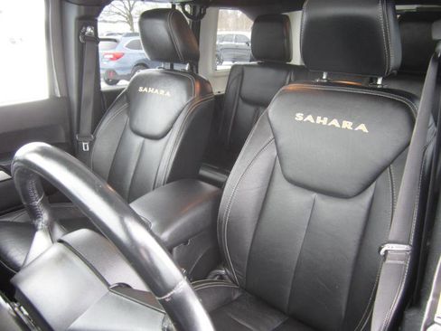 Used 2014 Jeep Wrangler Unlimited Sahara w/ Dual Top Group image 11