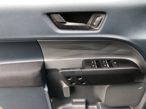 Used 2022 Ford Maverick XL image 17