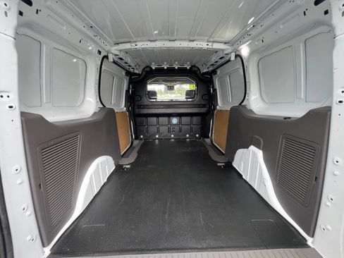 Used 2023 Ford Transit Connect XL FWD image 9