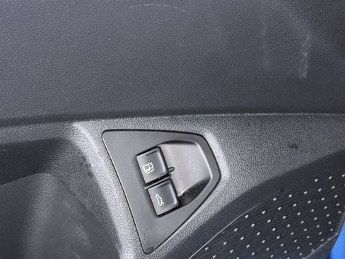 Used 2024 Volkswagen Jetta SE FWD image 14