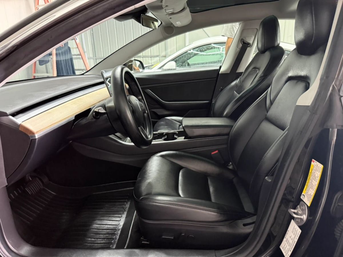Used 2019 Tesla Model 3 Standard Range Plus RWD image 36