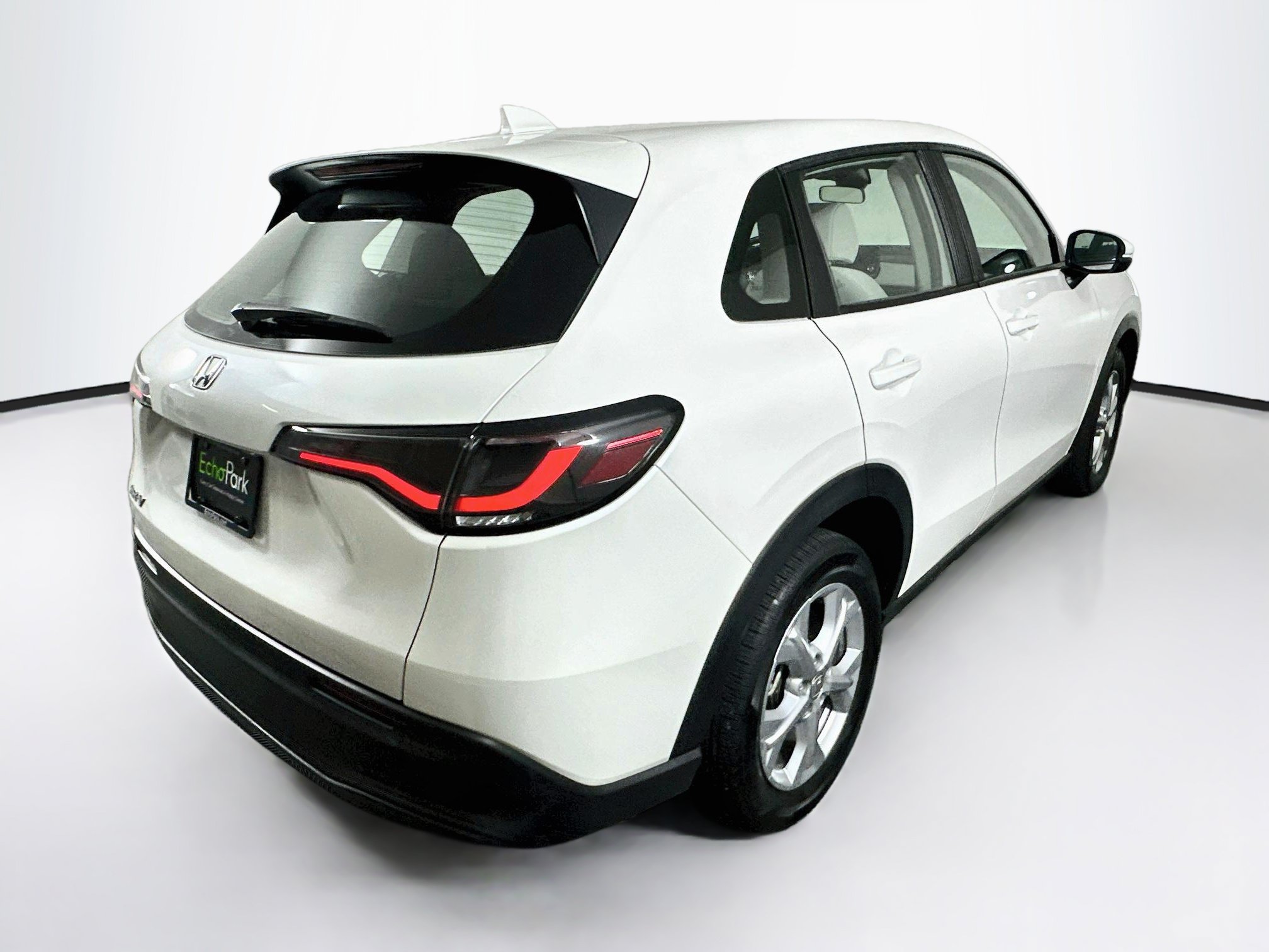 Used 2024 Honda HR-V LX image 9