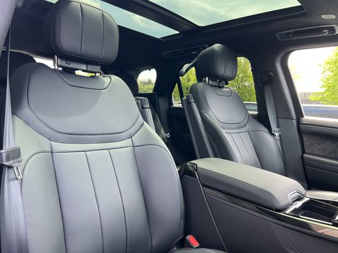 New 2025 Land Rover Range Rover Sport Autobiography AWD/4WD image 12