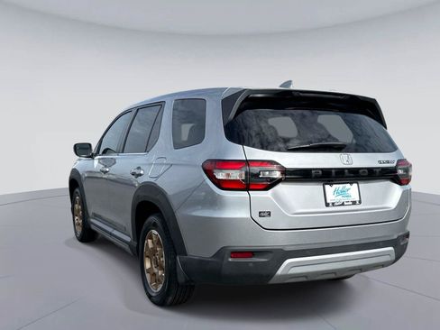 Certified 2024 Honda Pilot EX-L image 6