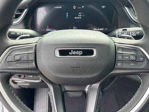 New 2026 Jeep Grand Cherokee Laredo AWD/4WD image 14