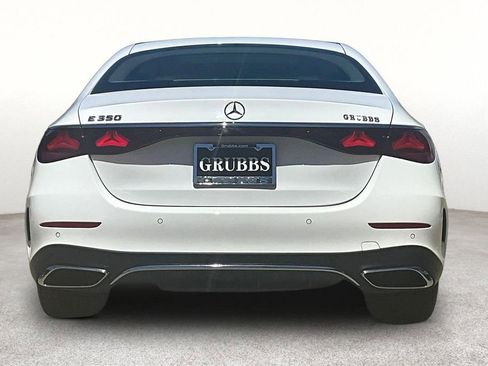 Used 2025 Mercedes-Benz E 350 Sedan image 7