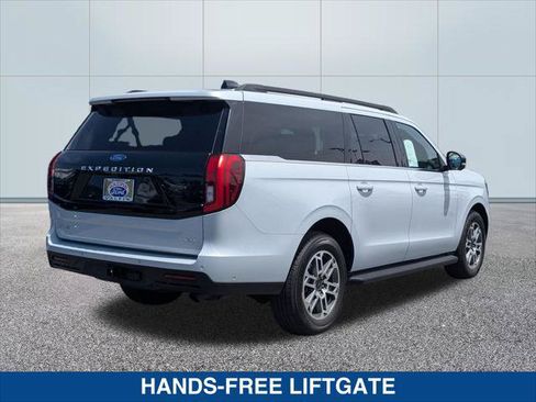 Certified 2025 Ford Expedition Max Active AWD/4WD image 5