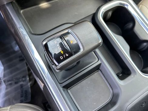 Used 2022 Chevrolet Silverado 1500 LTZ w/ LTZ Premium Package image 21