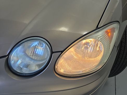Used 2006 Buick LaCrosse CX FWD image 28
