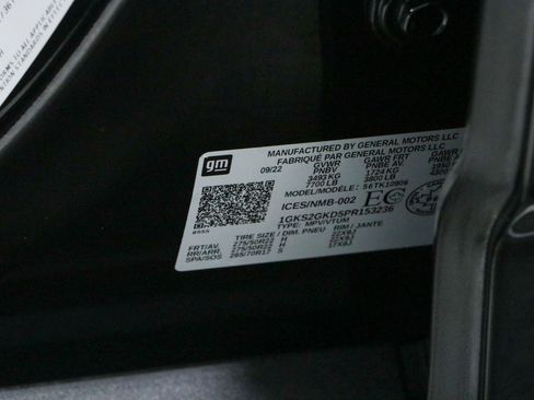 Used 2023 GMC Yukon XL SLT AWD/4WD image 38