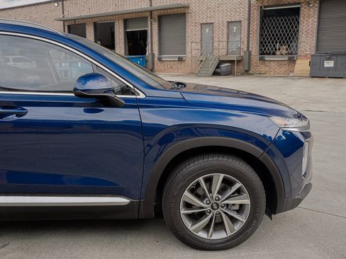 Used 2019 Hyundai Santa Fe SEL FWD image 14