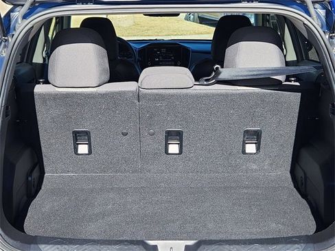 Used 2024 Subaru Crosstrek 2.0i Premium image 18