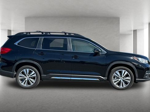 Used 2019 Subaru Ascent Limited w/ Popular Package #3 image 3