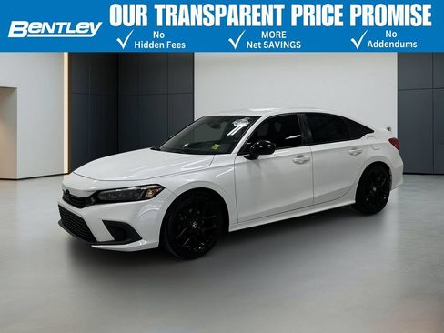Used 2023 Honda Civic Sport image 1