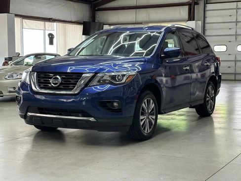 Used 2020 Nissan Pathfinder SL image 5
