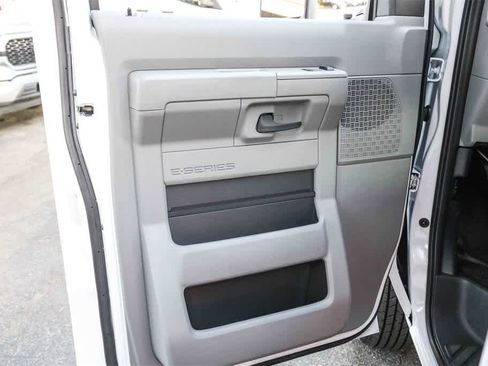 New 2026 Ford E-350 and Econoline 350 Super Duty w/ Power Equipment Group image 25
