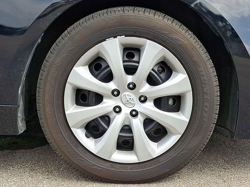 Used 2024 Toyota Corolla LE FWD image 26
