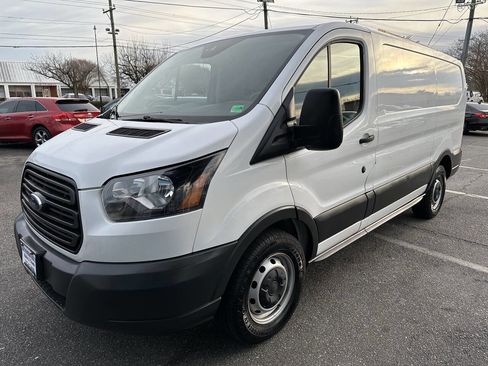Used 2018 Ford Transit 150 130 Low Roof image 3