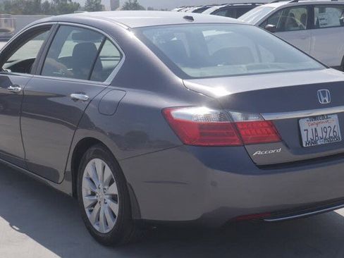 Used 2015 Honda Accord LX image 4