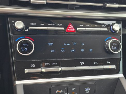 New 2026 Hyundai Santa Fe SE FWD image 19