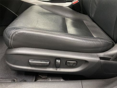 Used 2017 Honda Accord Touring image 18