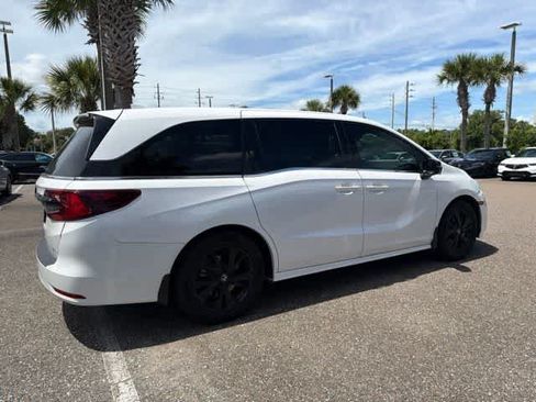 Used 2024 Honda Odyssey Sport image 14