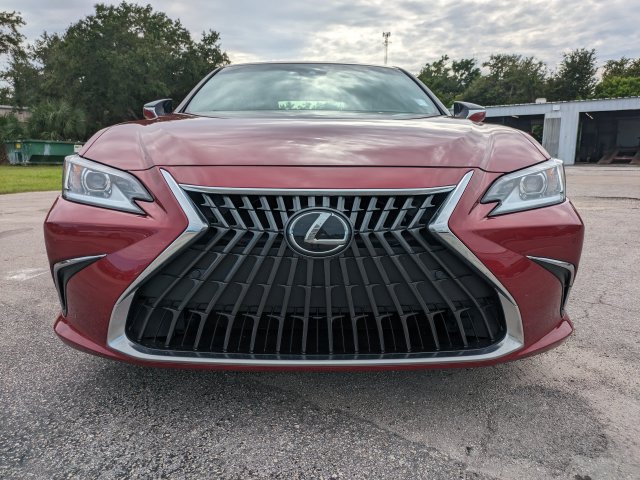 Used 2025 Lexus ES 350 w/ Premium Package FWD image 9