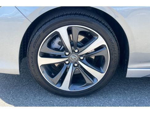 Certified 2025 Acura TLX w/Technology Package image 47