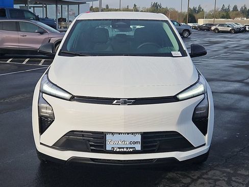 New 2027 Chevrolet Bolt LT w/ Comfort Package FWD image 9