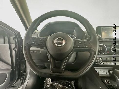 Certified 2025 Nissan Sentra S FWD image 13