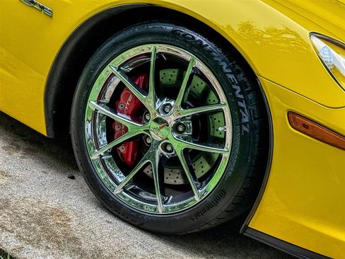 Used 2009 Chevrolet Corvette Z06 w/ Preferred Equipment Group RWD image 27