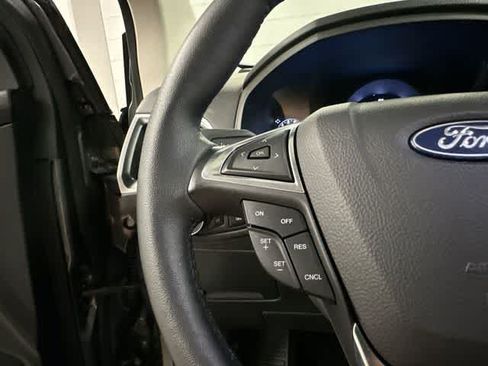 Used 2024 Ford Edge SEL w/ Convenience Package AWD/4WD image 8