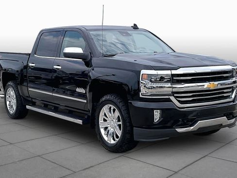 Used 2018 Chevrolet Silverado 1500 High Country AWD/4WD image 3