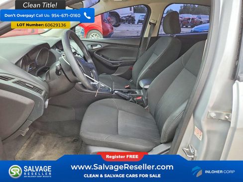 Used 2015 Ford Focus SE FWD image 9