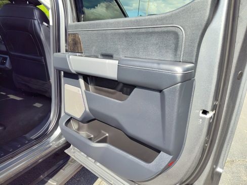 Used 2024 Ford F250 Lariat w/ Lariat Ultimate Package image 24