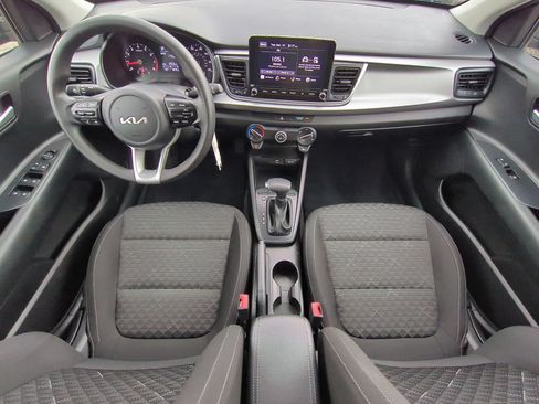 Used 2022 Kia Rio S FWD image 15