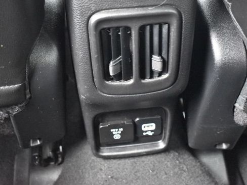 Used 2021 Jeep Compass Trailhawk AWD/4WD image 24