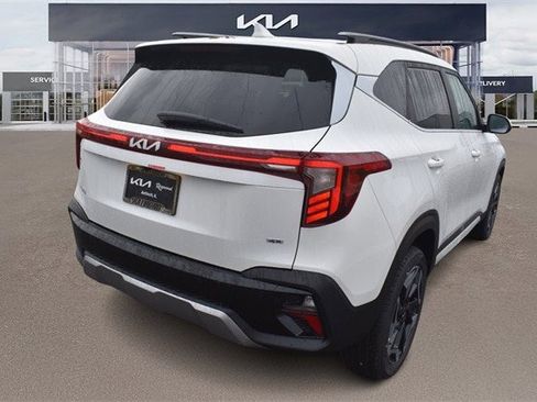 New 2026 Kia Seltos SX w/ SX Sunroof Package image 4