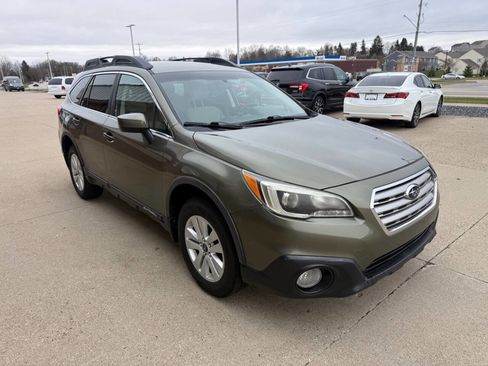 Used 2015 Subaru Outback 2.5i Premium w/ Protection Package #2 AWD/4WD image 8
