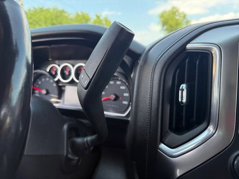 Used 2021 Chevrolet Silverado 1500 LT w/ Bed Protection Package AWD/4WD image 15