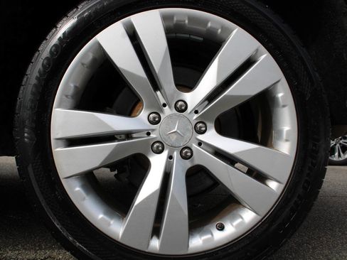 Used 2011 Mercedes-Benz ML 350 4MATIC w/ Premium 1 Pkg image 21