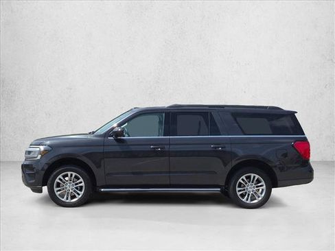 Used 2022 Ford Expedition Max XLT AWD/4WD image 8