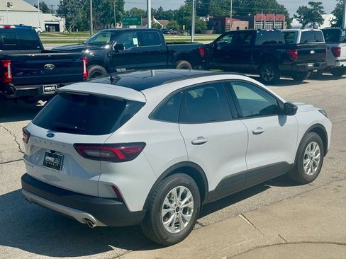 New 2025 Ford Escape Active image 5