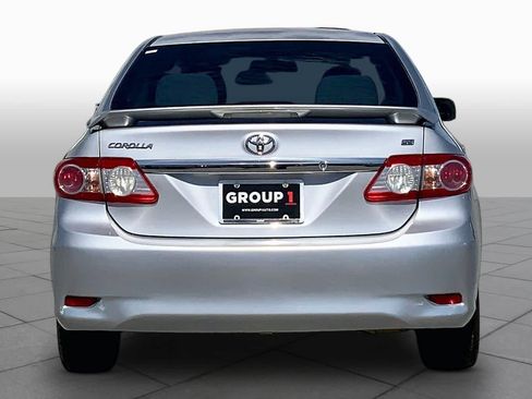 Used 2011 Toyota Corolla LE FWD image 4