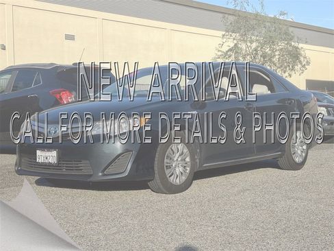 Used 2012 Toyota Camry LE image 1