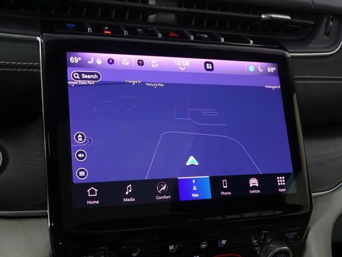 Used 2022 Jeep Grand Cherokee Overland image 38